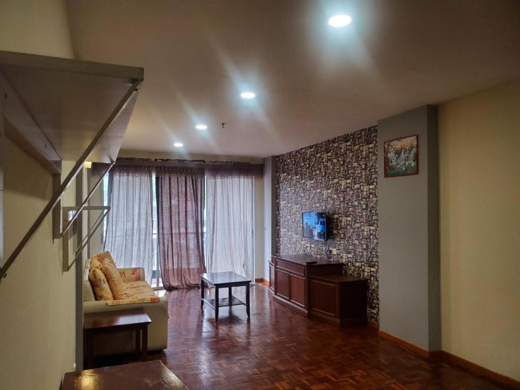 The Little Star Studio Hotel- Star Regency 브린창 외부 사진
