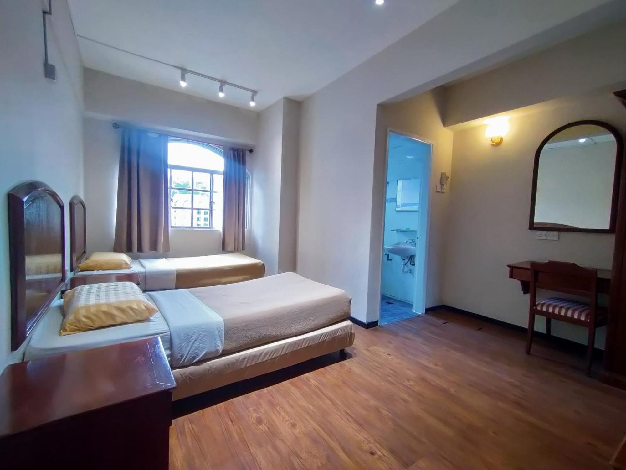 The Little Star Studio Hotel- Star Regency 브린창 외부 사진
